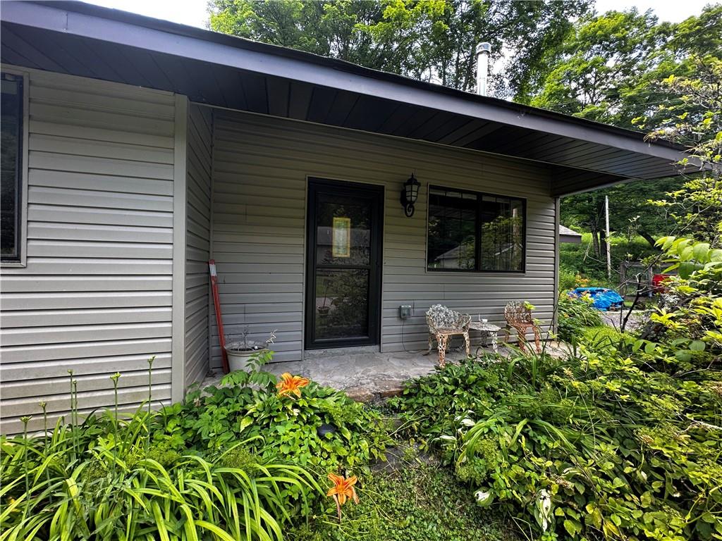 315 Dark Hollow Road Confluence, PA 15424 - Photo 3 of 25