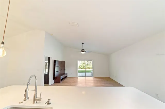 $2,900 | 24407 Rolling View Court, Lutz, FL 33559