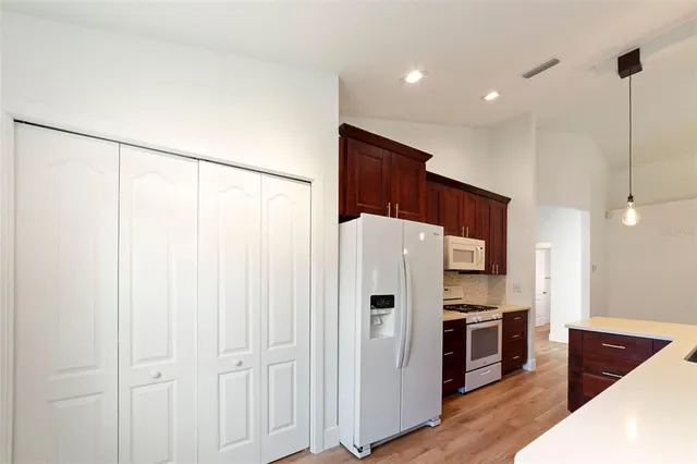 $2,400 | 24407 Rolling View Court, Lutz, FL 33559