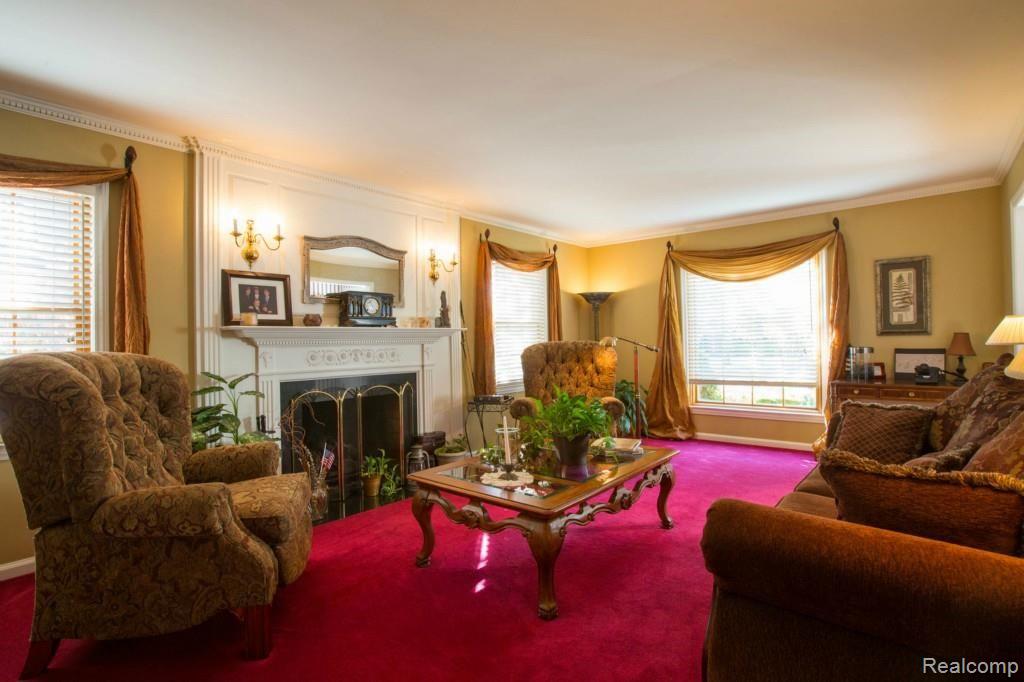 1450 Oxford Road Grosse Pointe, MI 48236 - Photo 10 of 24 aj Oxford_004.jpg