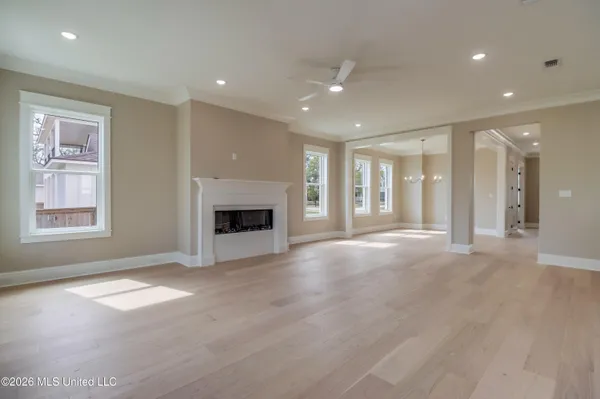 $879,000 | 117 West 4th Street, Long Beach, MS 39560