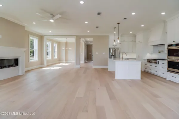 $879,000 | 117 West 4th Street, Long Beach, MS 39560