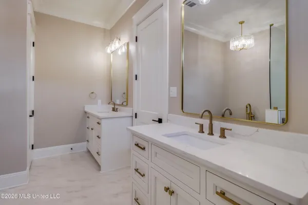 $879,000 | 117 West 4th Street, Long Beach, MS 39560