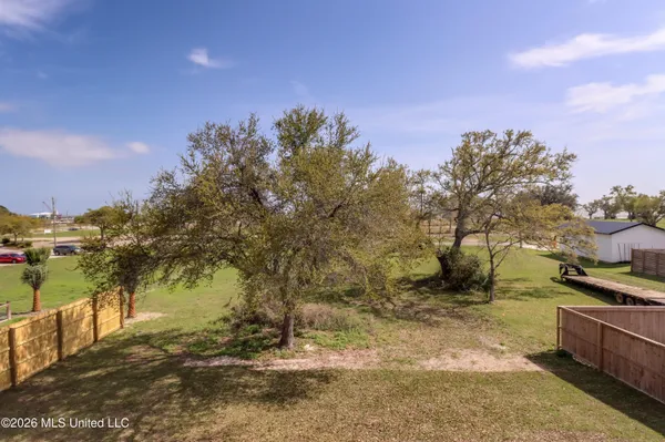 $879,000 | 117 West 4th Street, Long Beach, MS 39560