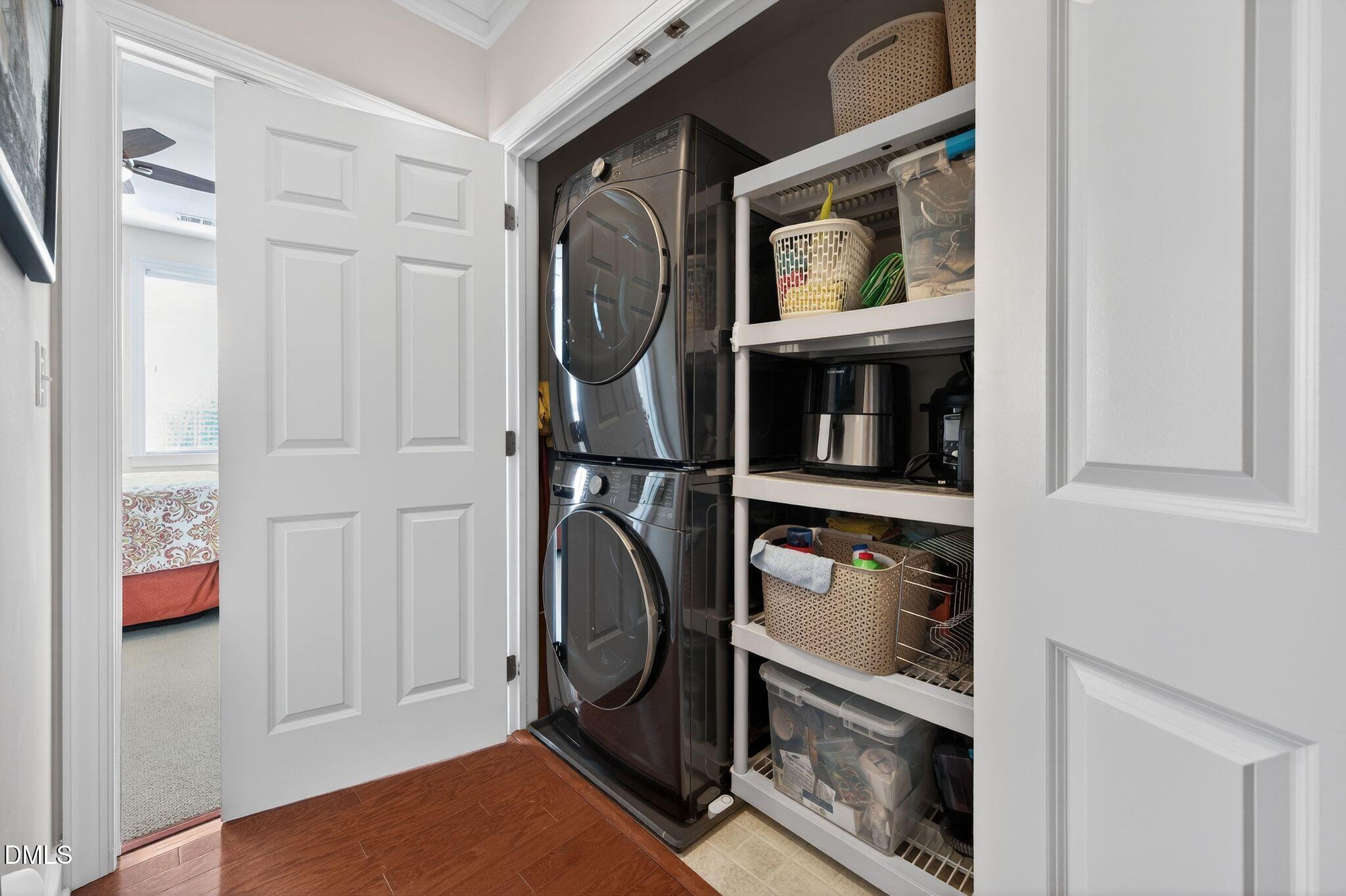 10511 Rosegate Court, Unit 305 Raleigh, NC 27617 - Photo 36 of 48 a view of an entryway with washer and dryer