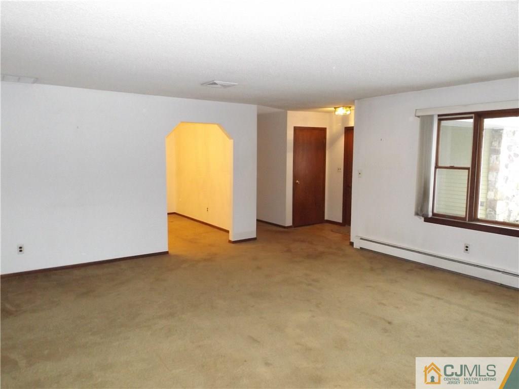 218 Docks Corner Road Dayton, NJ 08810 - Photo 3 of 21