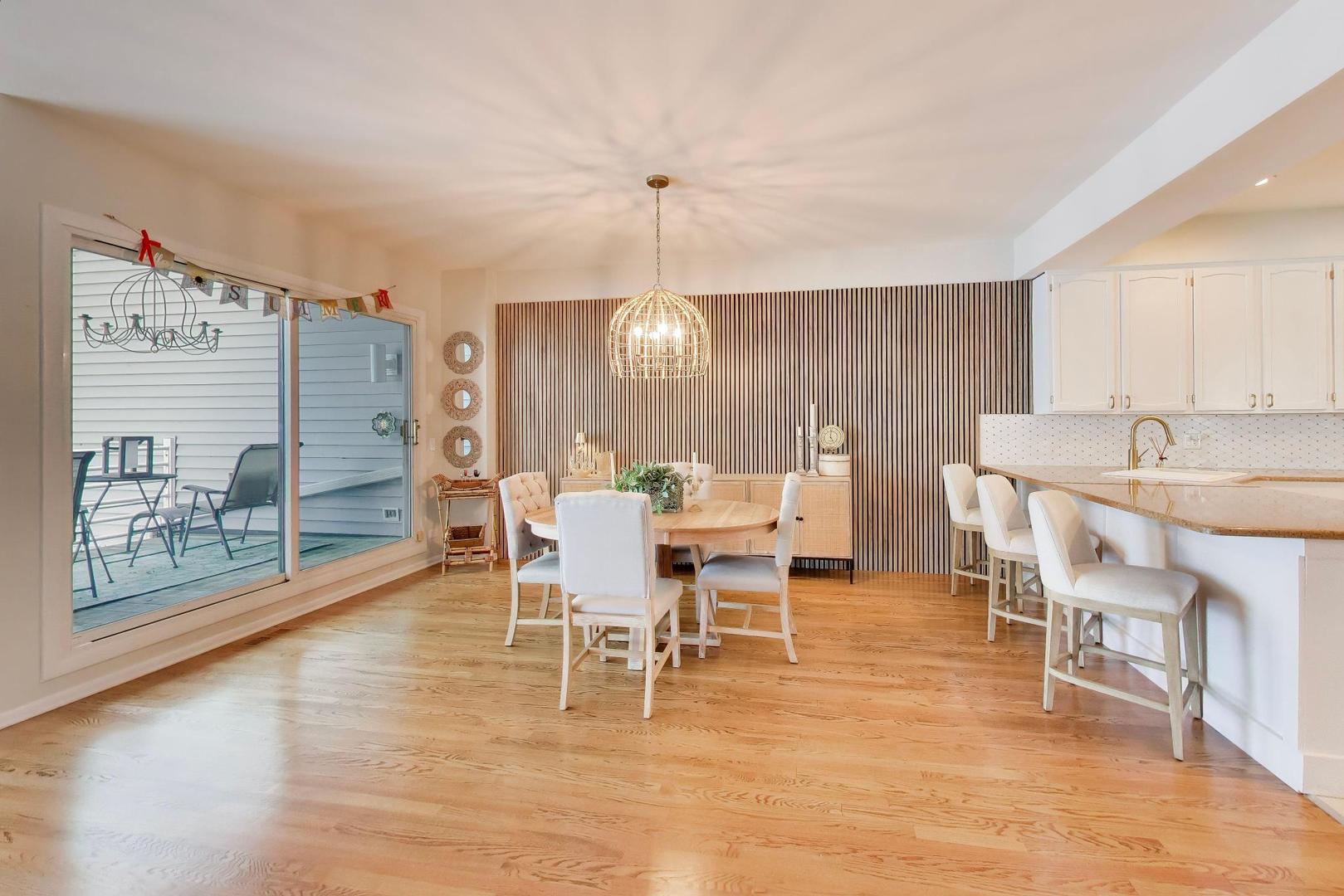 26443 North Ridge Court Mundelein, IL 60060 - Photo 14 of 52 Gallery Image 14