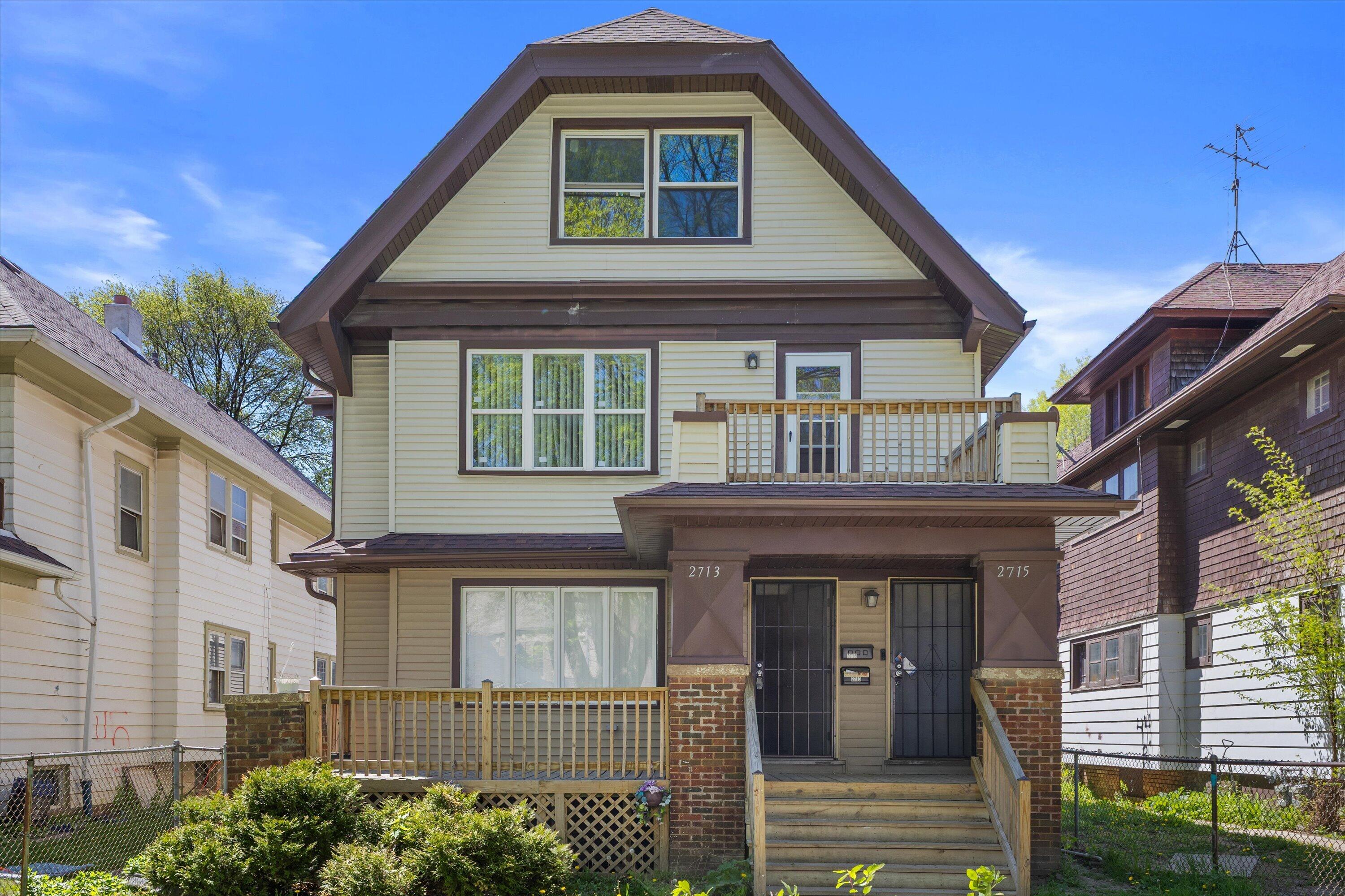 2713 North 44th Street, Unit 2715 Milwaukee, WI 53210 - Photo 1 of 21 01-KCM-147