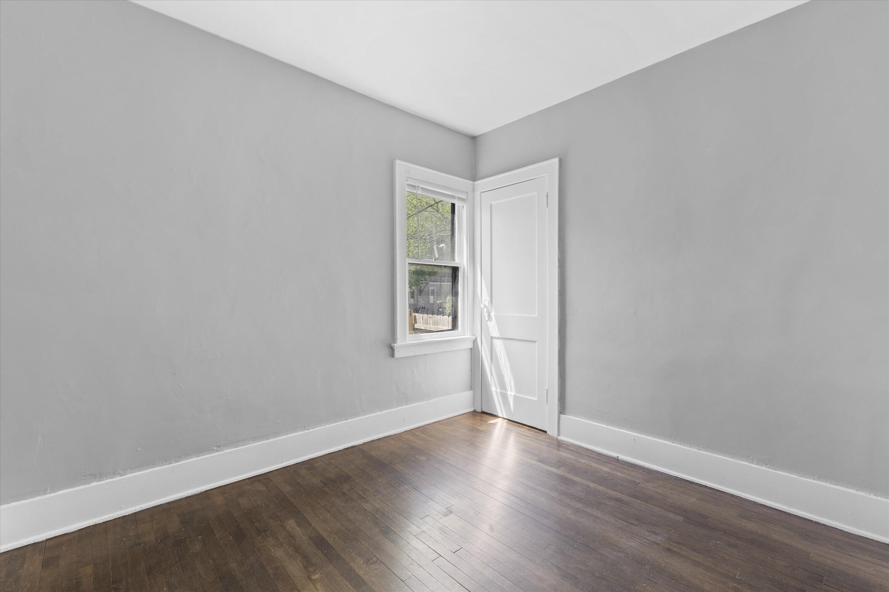 2713 North 44th Street, Unit 2715 Milwaukee, WI 53210 - Photo 11 of 21 09-KCM-37