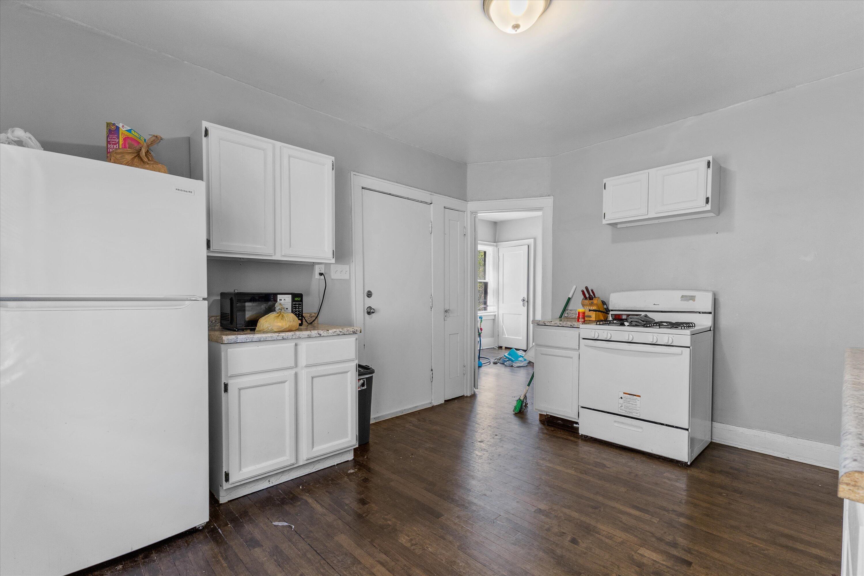 2713 North 44th Street, Unit 2715 Milwaukee, WI 53210 - Photo 15 of 21 22-KCM-94