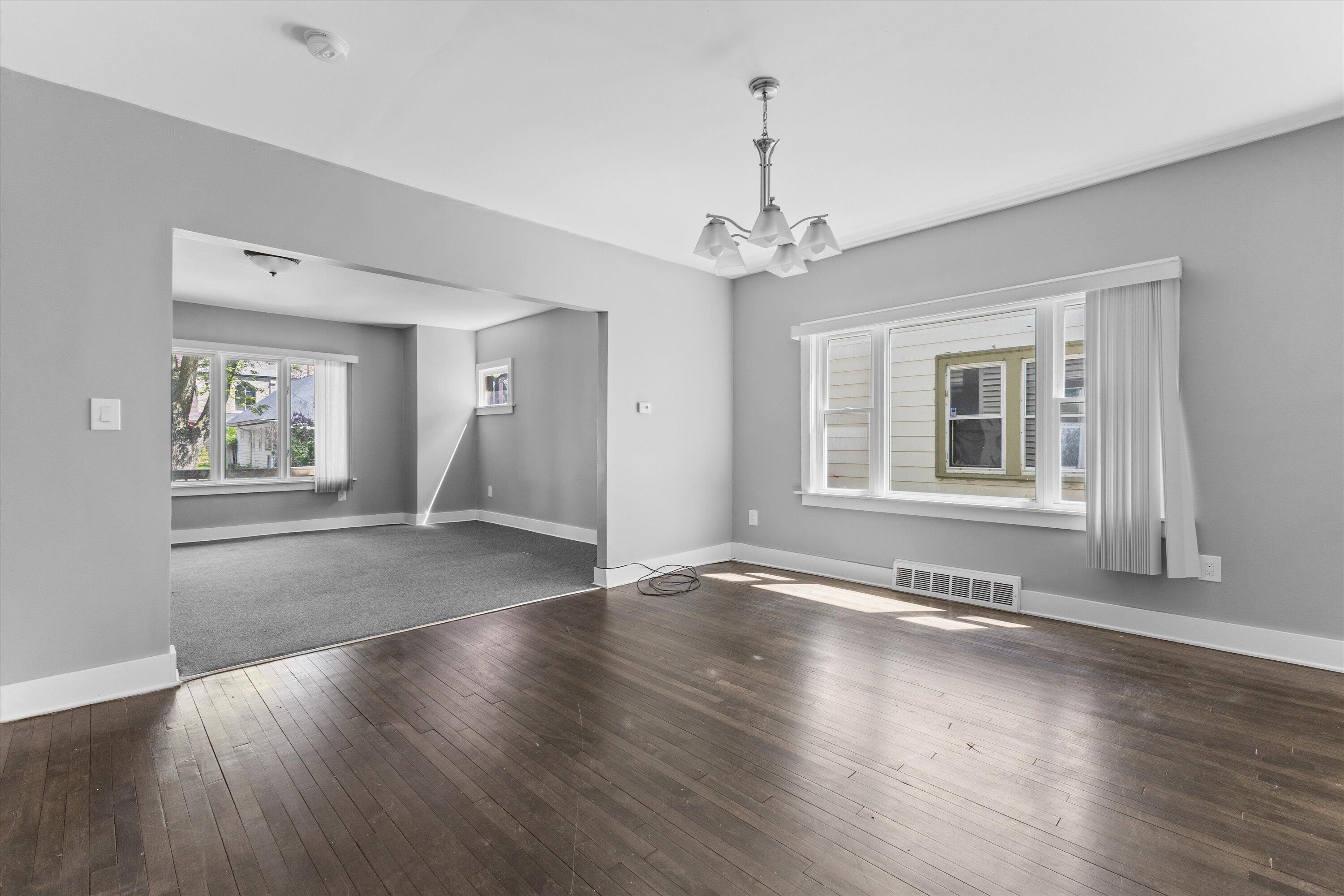 2713 North 44th Street, Unit 2715 Milwaukee, WI 53210 - Photo 4 of 21 05-KCM-16