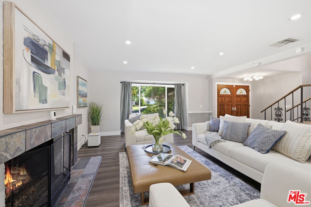 19041 Muirkirk Drive Porter Ranch, CA 91326 - Photo 5 of 33