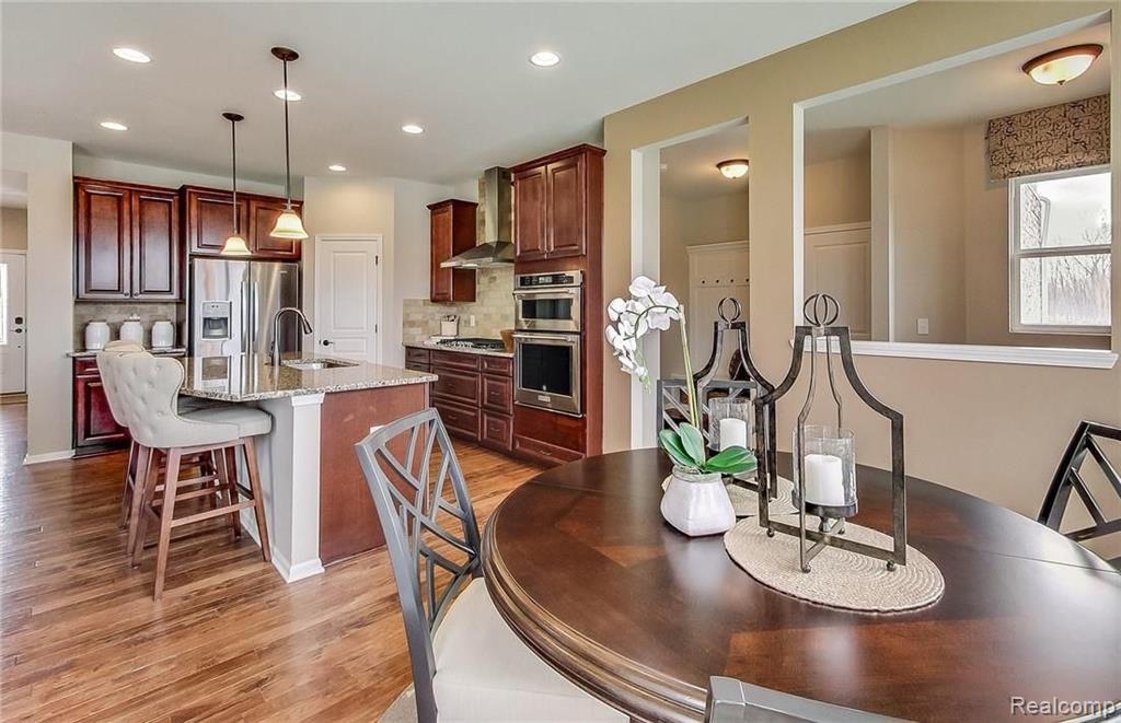 2177 Logan Drive Rochester Hills, MI 48309 - Photo 4 of 17