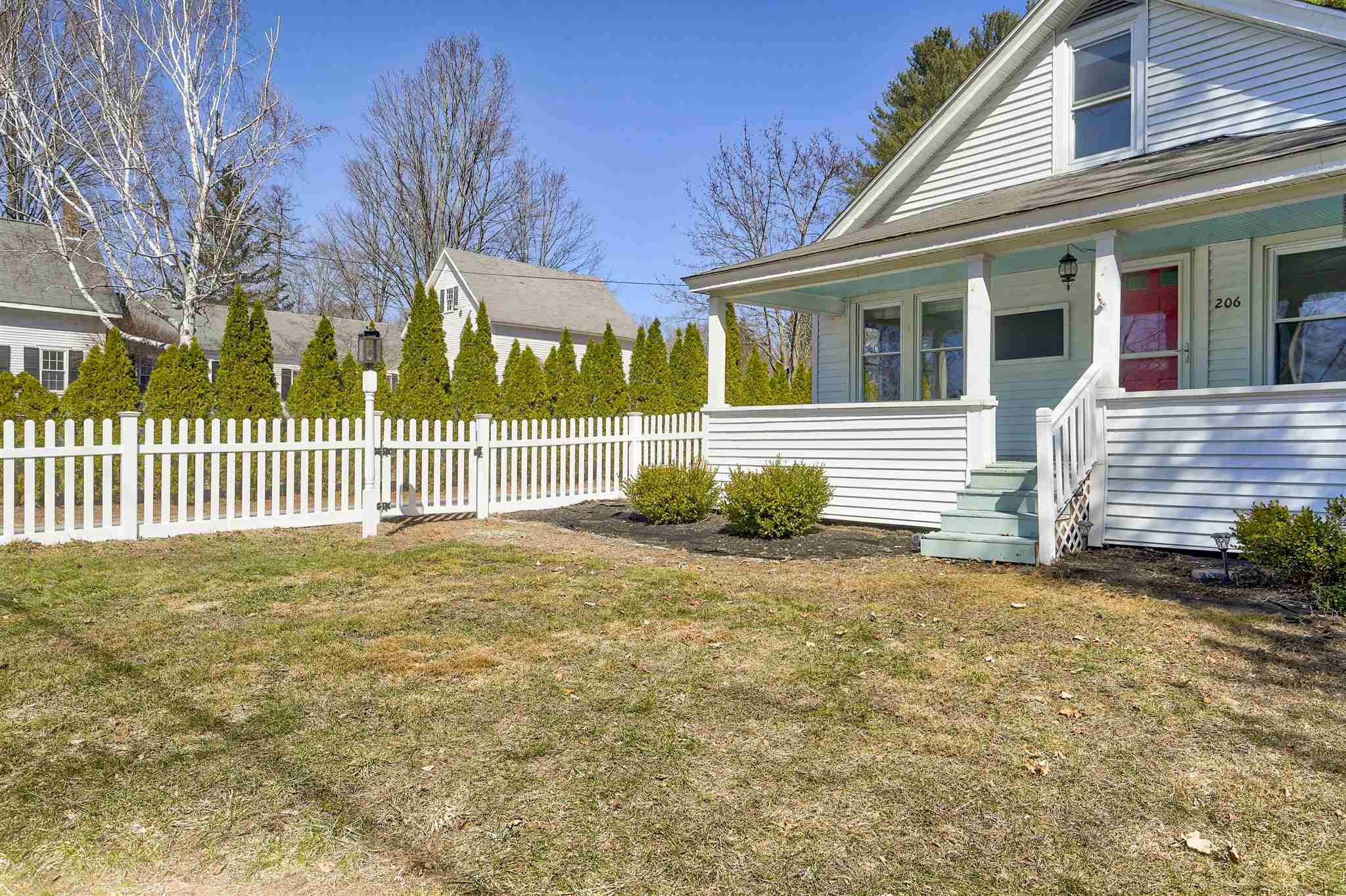 206 Boston Post Road Amherst, NH 03031 - Photo 2 of 40