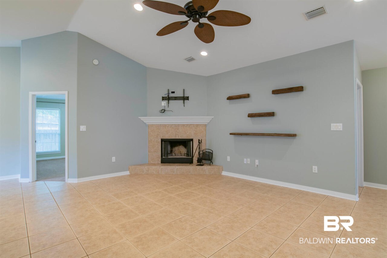 7155 Raintree Lane Gulf Shores, AL 36542 - Photo 5 of 18