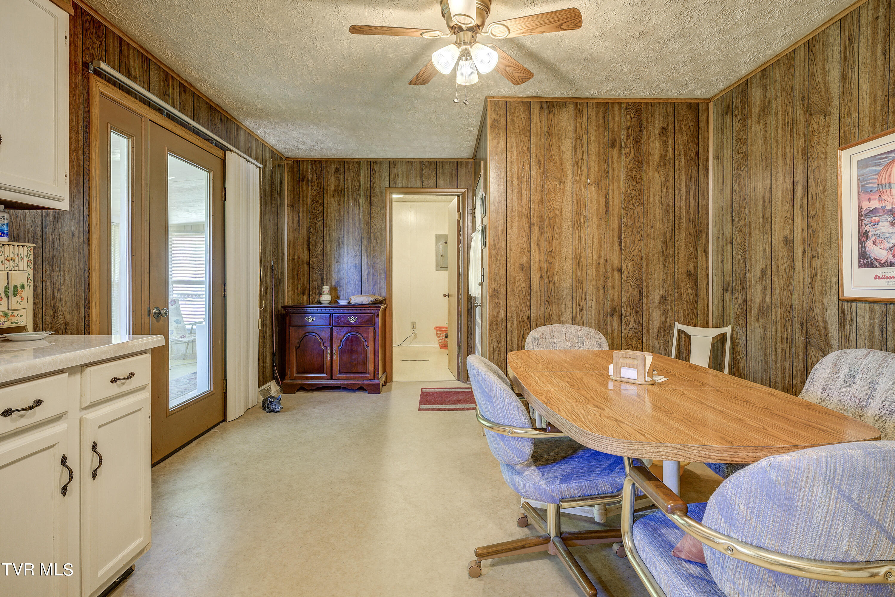 628 Mt Bethel Road Greeneville, TN 37745 - Photo 16 of 34 628 Mount Bethel Rd Kitchen