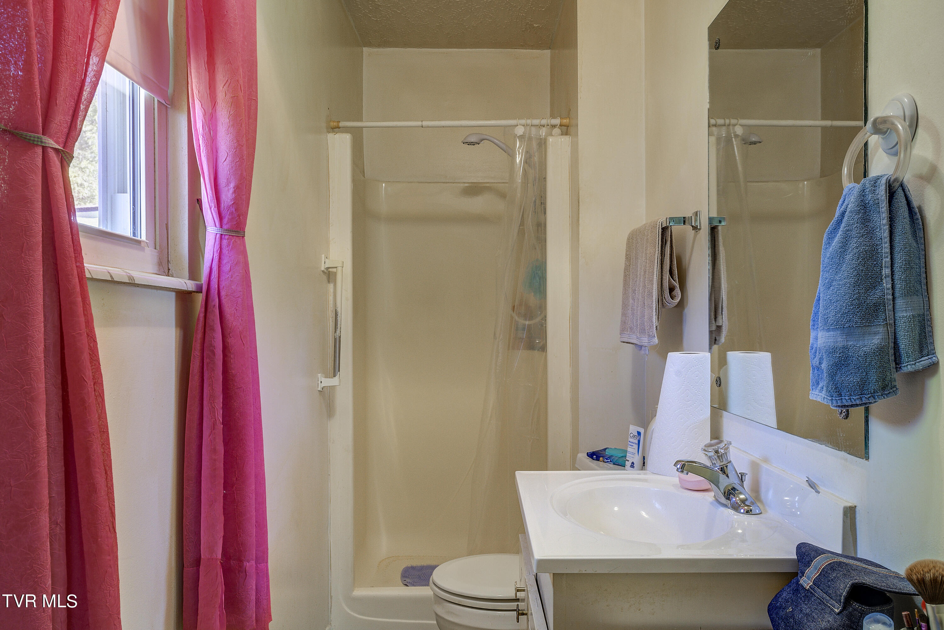 628 Mt Bethel Road Greeneville, TN 37745 - Photo 23 of 34 628 Mount Bethel Rd Greeneville, TN