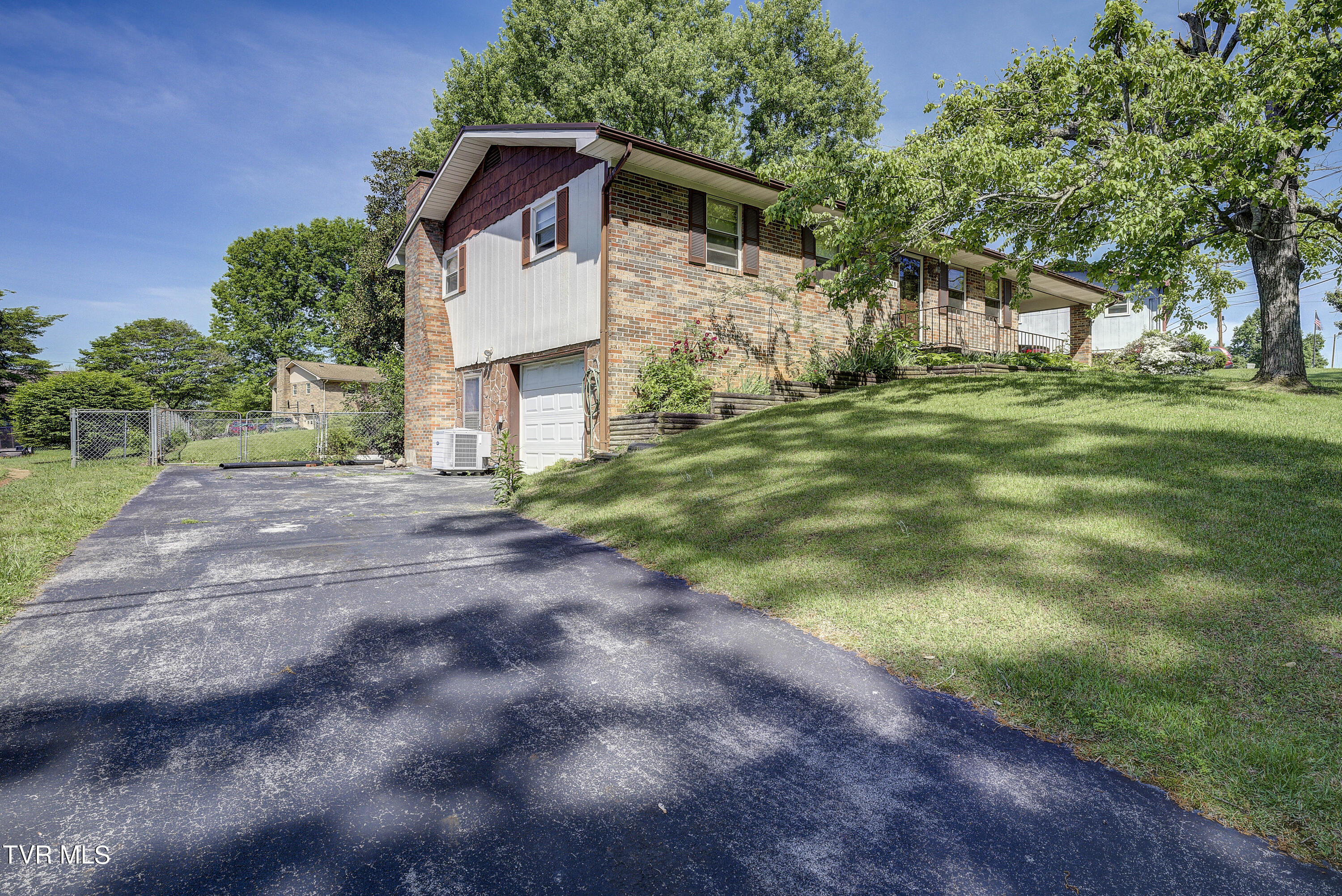 628 Mt Bethel Road Greeneville, TN 37745 - Photo 7 of 34 628 Mount Bethel Rd Greeneville, TN