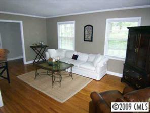 4634 Water Oak Road Charlotte, NC 28211 - Photo 2 of 8 Gallery Image 2