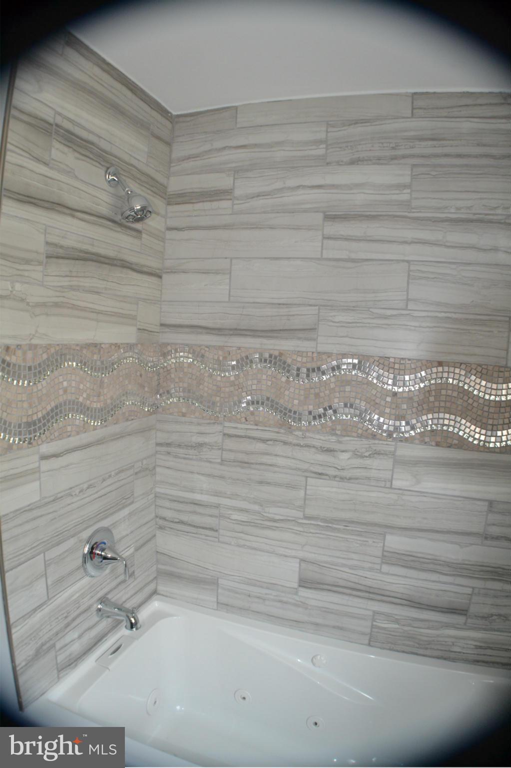 5920 Hillen Road Baltimore, MD 21239 - Photo 21 of 22 Bath