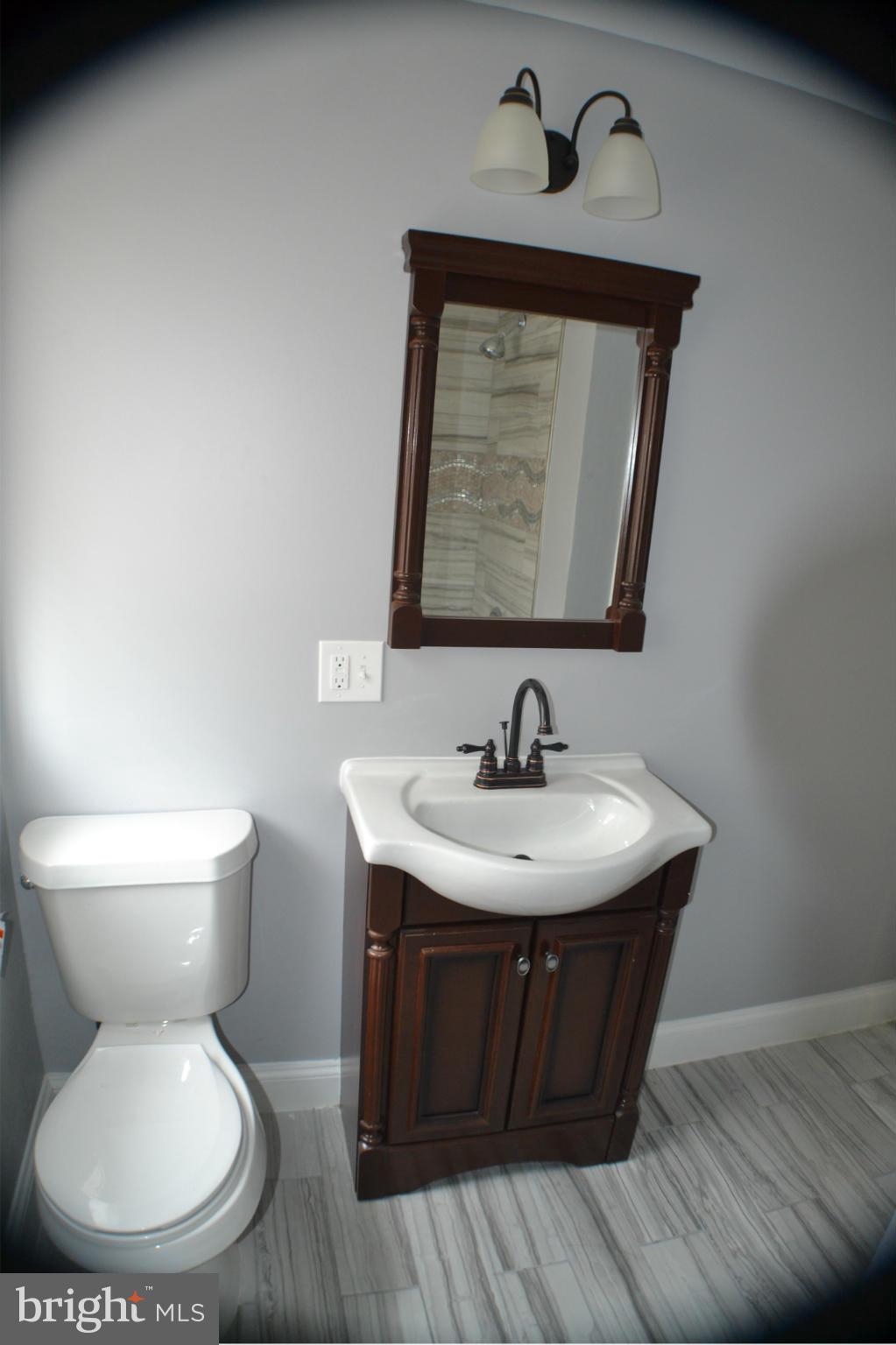 5920 Hillen Road Baltimore, MD 21239 - Photo 22 of 22 Bath