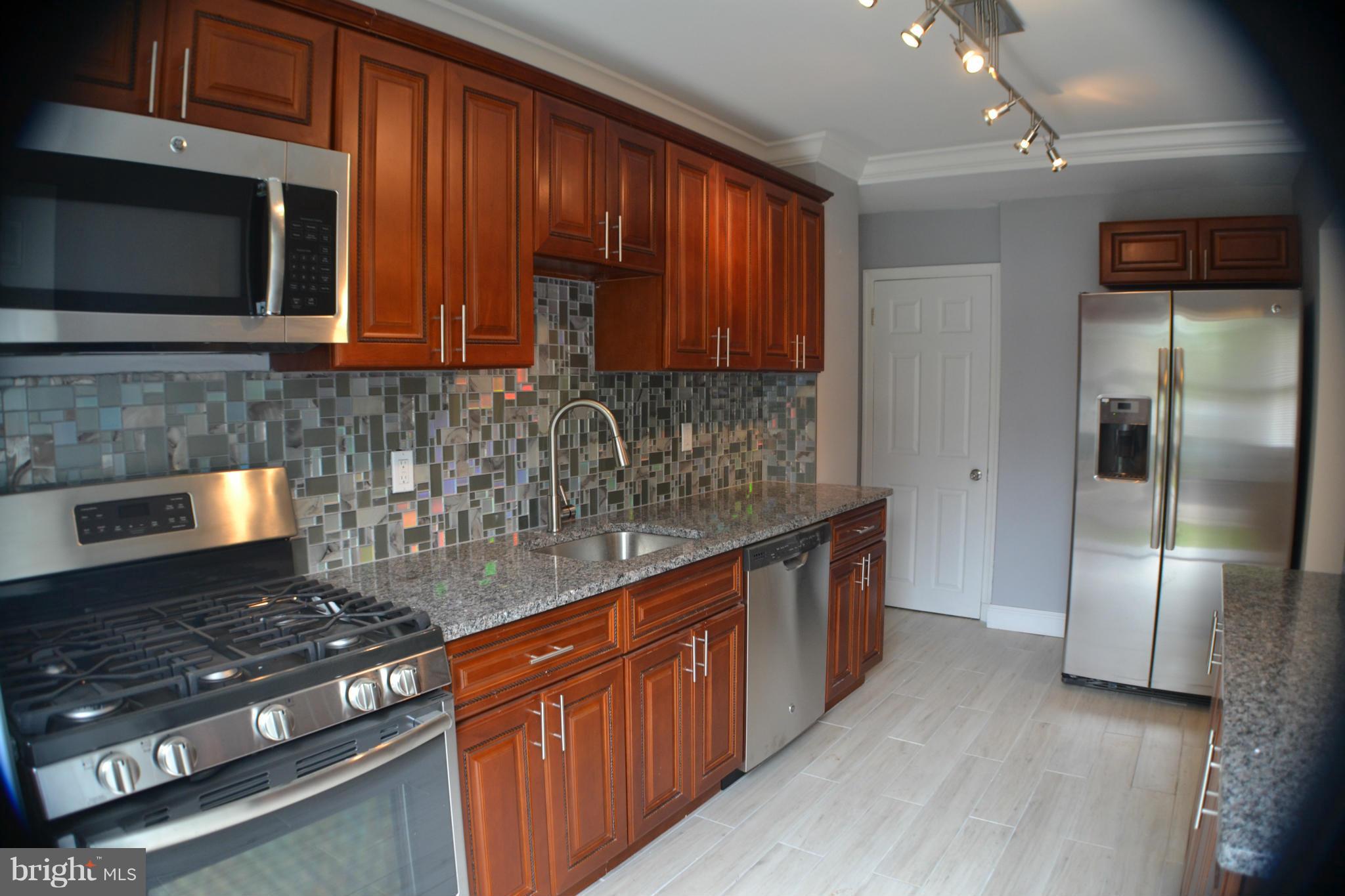 5920 Hillen Road Baltimore, MD 21239 - Photo 8 of 22 Kitchen