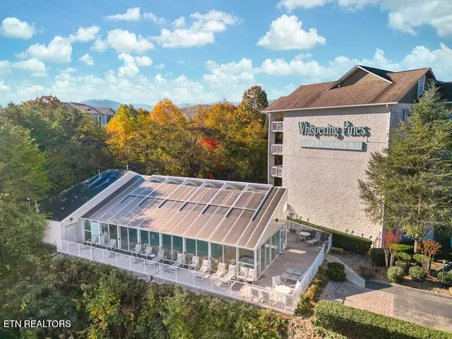 $477,000 | 205 Ogle Drive, Unit 323, Pigeon Forge, TN 37863