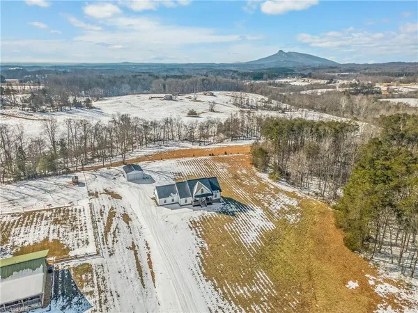 $549,900 | 1165 Flinty Knoll Road, Pinnacle, NC 27043