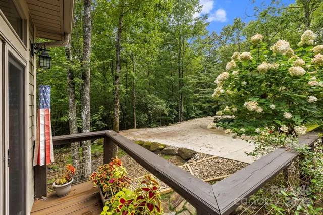 $965,000 | 21 Waga Court, Brevard, NC 28712