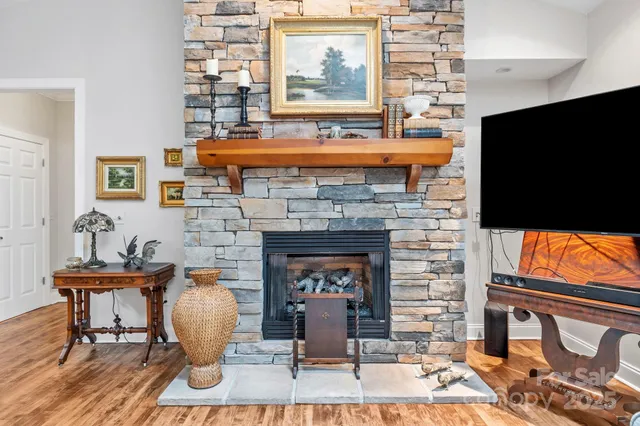 $965,000 | 21 Waga Court, Brevard, NC 28712