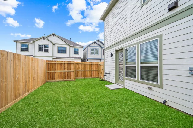 $2,500 | 24402 Colonial Willow Drive, Katy, TX 77493