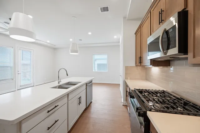 $2,500 | 24402 Colonial Willow Drive, Katy, TX 77493