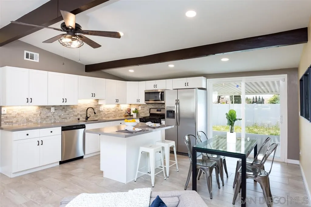 9853 St George Street Spring Valley, CA 91977 - Photo 8 of 20 Gallery Image 8