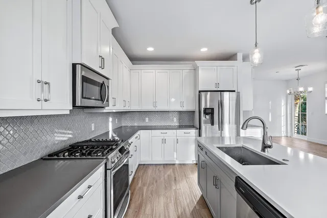 $5,650 | 3770 County Line Road, Unit B5, Tequesta, FL 33469