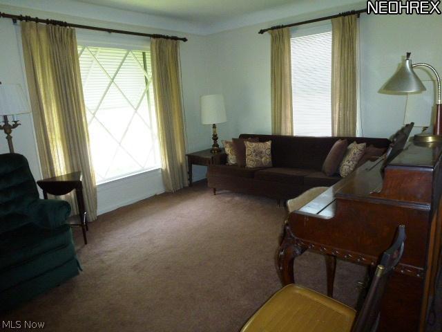 1535 Biltmore Road Cleveland, OH 44124 - Photo 4 of 19