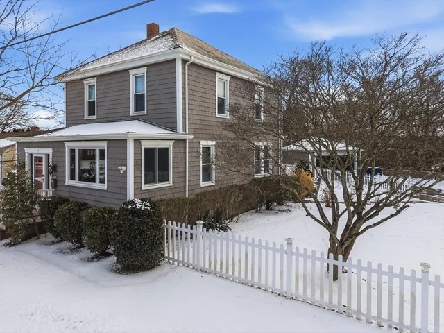 $495,000 | 12 Pontiac Street, New Bedford, MA 02745