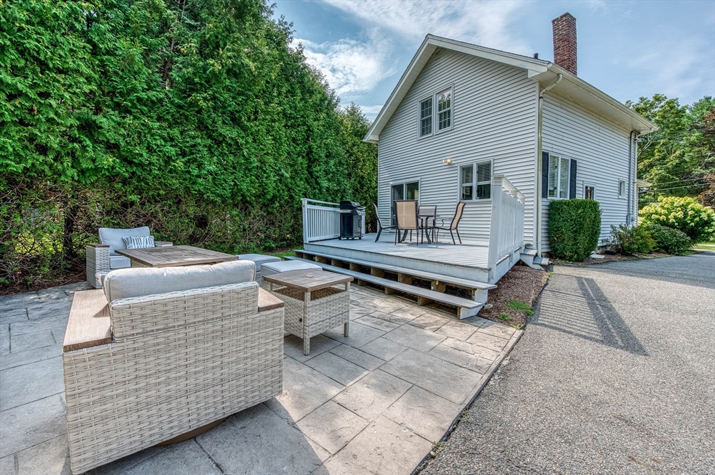 85 Lincoln Road Walpole, MA 02081 - Photo 33 of 41 Gallery Image 33