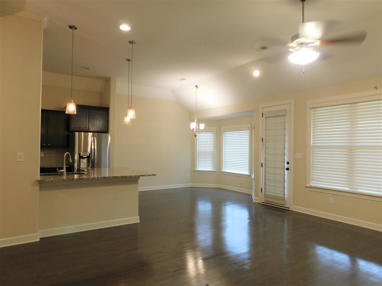 155 Cypress Point Road Oakland, TN 38060 - Photo 8 of 24 Gallery Image 8