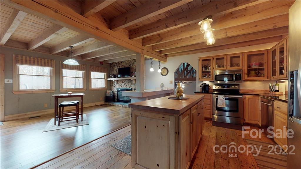 532 Raintree Drive Matthews, NC 28104 - Photo 10 of 46 Gallery Image 10