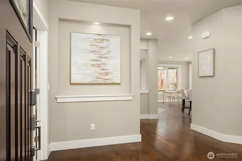 $2,299,000 | 8718 124th Avenue Northeast, Kirkland, WA 98033