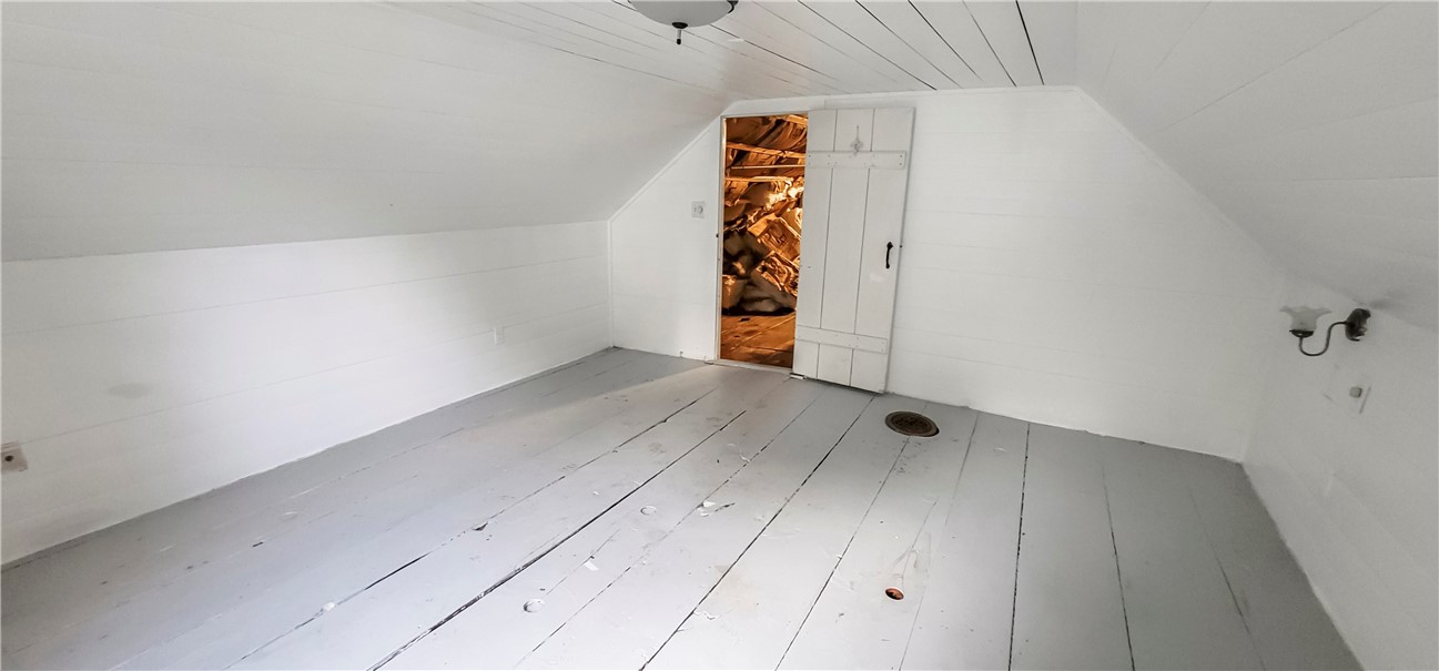 1237 Putnam Pike Glocester, RI 02814 - Photo 31 of 47