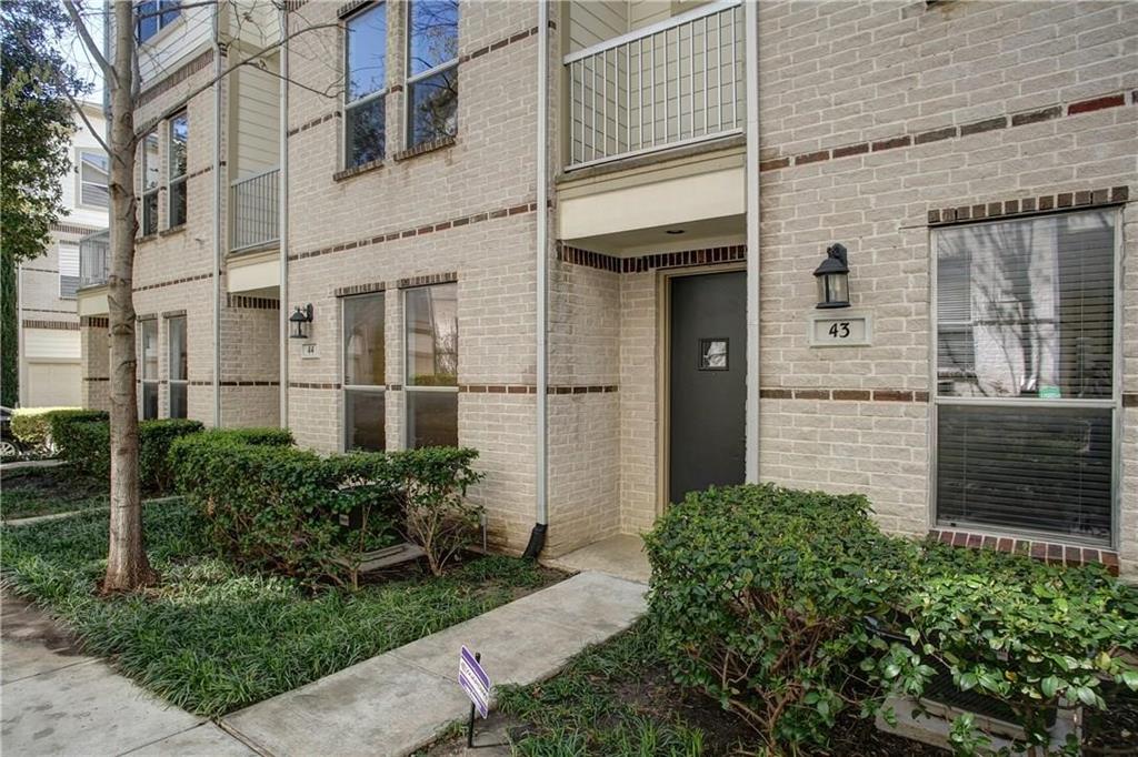 4830 Cedar Springs Road, Unit 43 Dallas, TX 75219 - Photo 22 of 22 Property entrance with a balcony