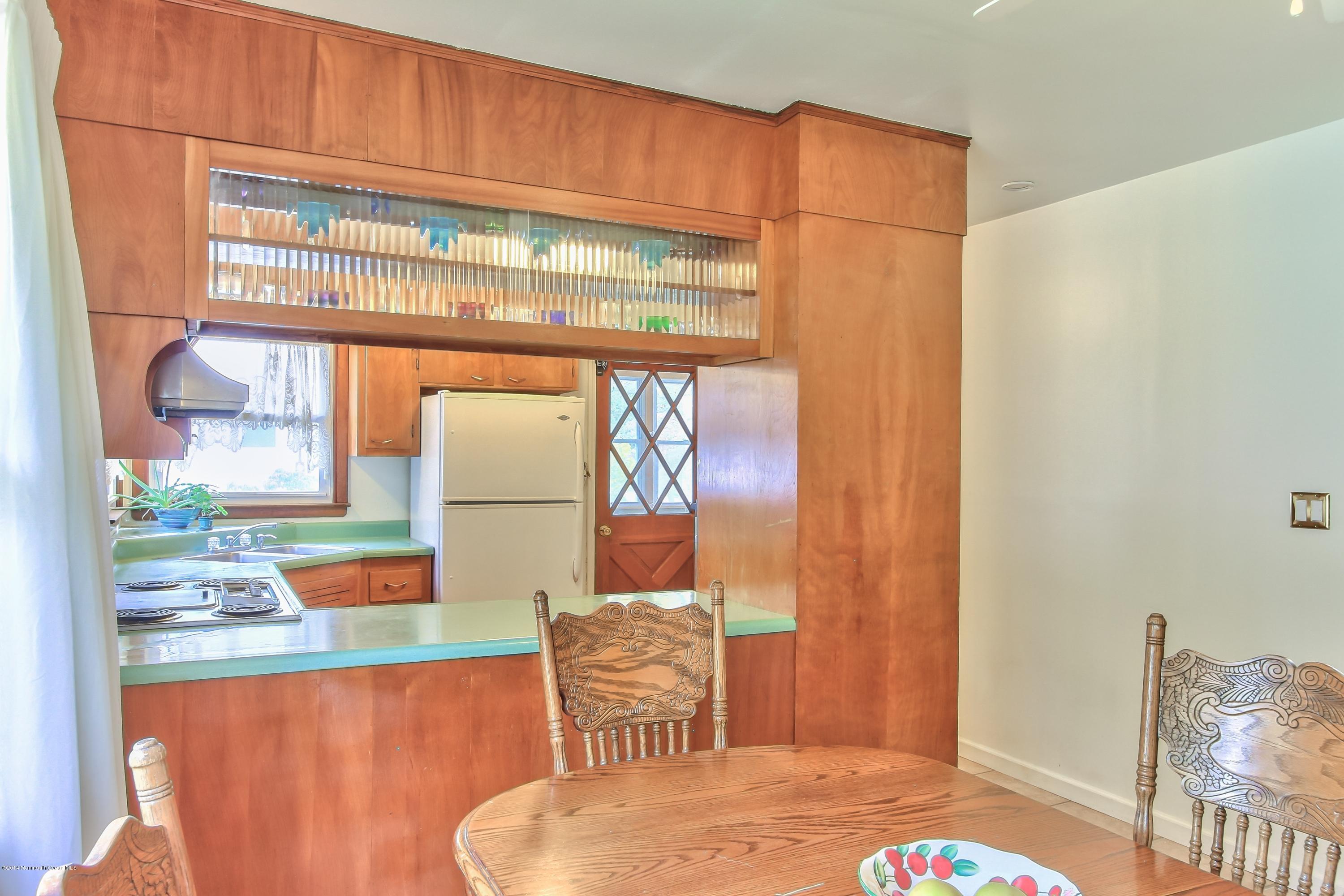 41 Nolan Road Morganville, NJ 07751 - Photo 14 of 39 41 Nolan Rd Marlboro Township-print-019-