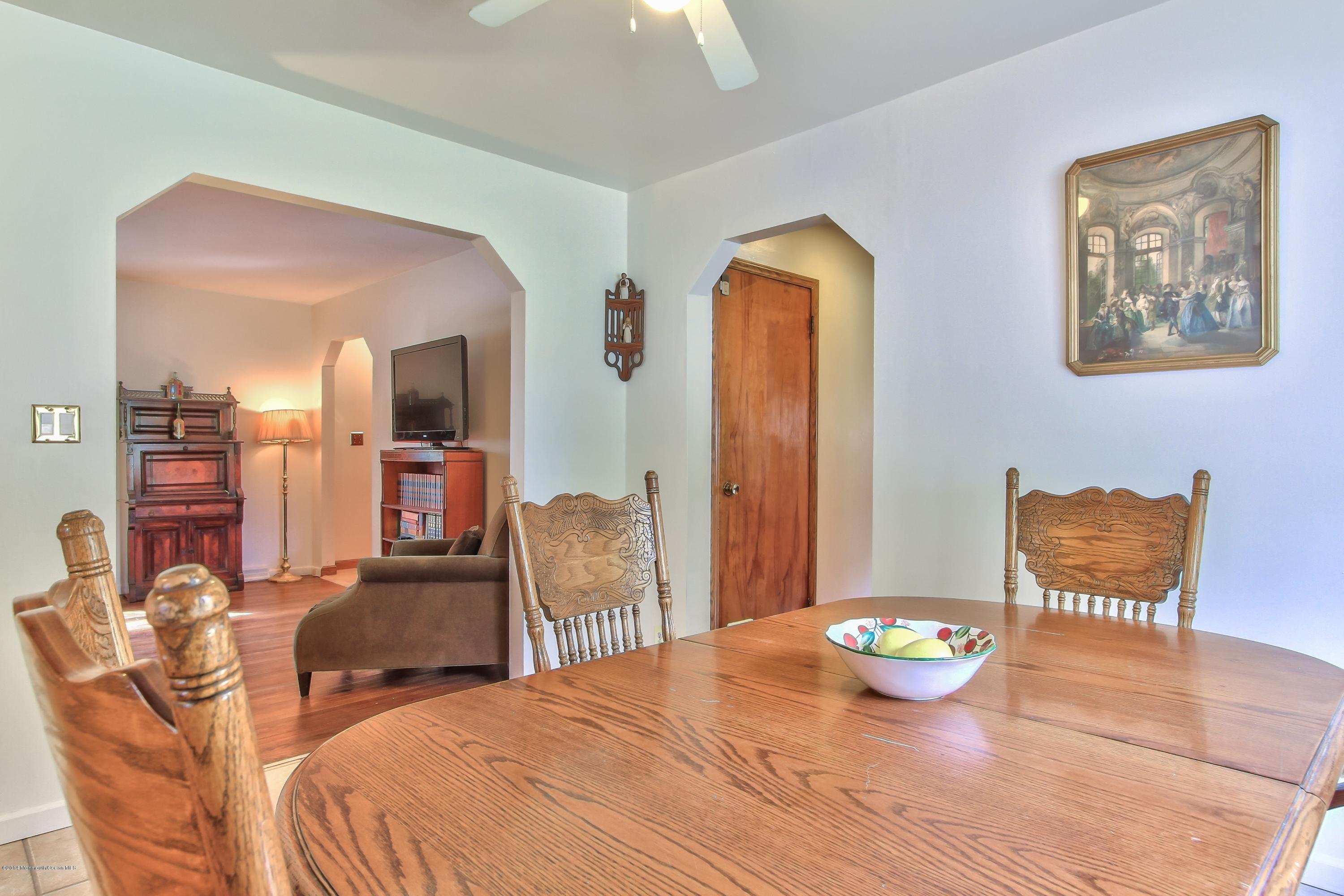 41 Nolan Road Morganville, NJ 07751 - Photo 22 of 39 41 Nolan Rd Marlboro Township-print-027-