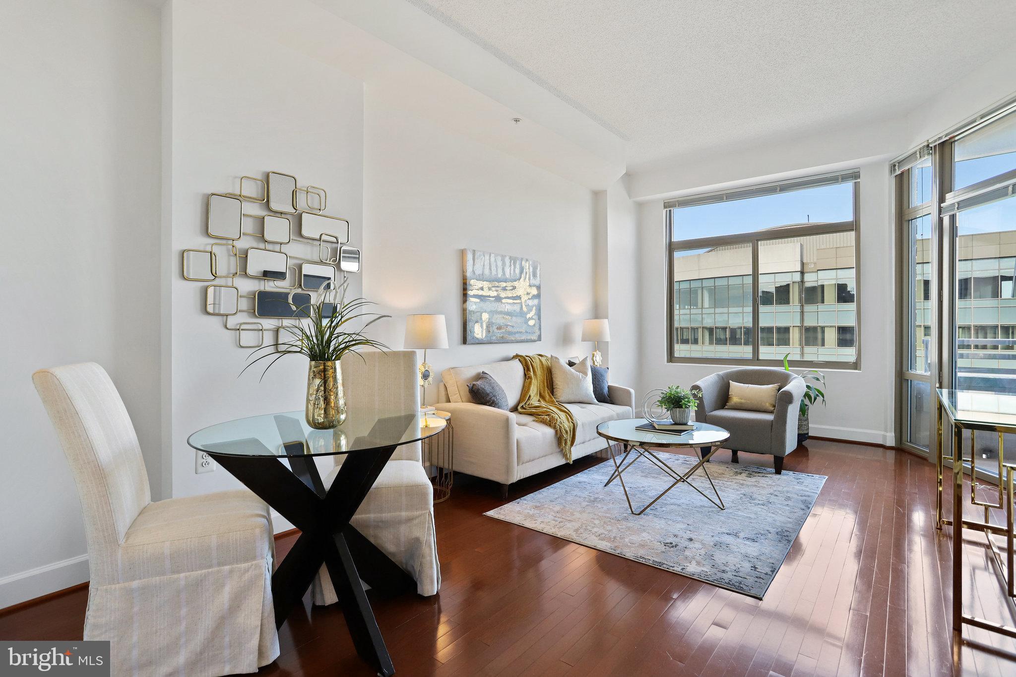 3600 South Glebe Road, Unit 1014W Arlington, VA 22202 - Photo 1 of 36 Modern & bright in the heart of National Landing!