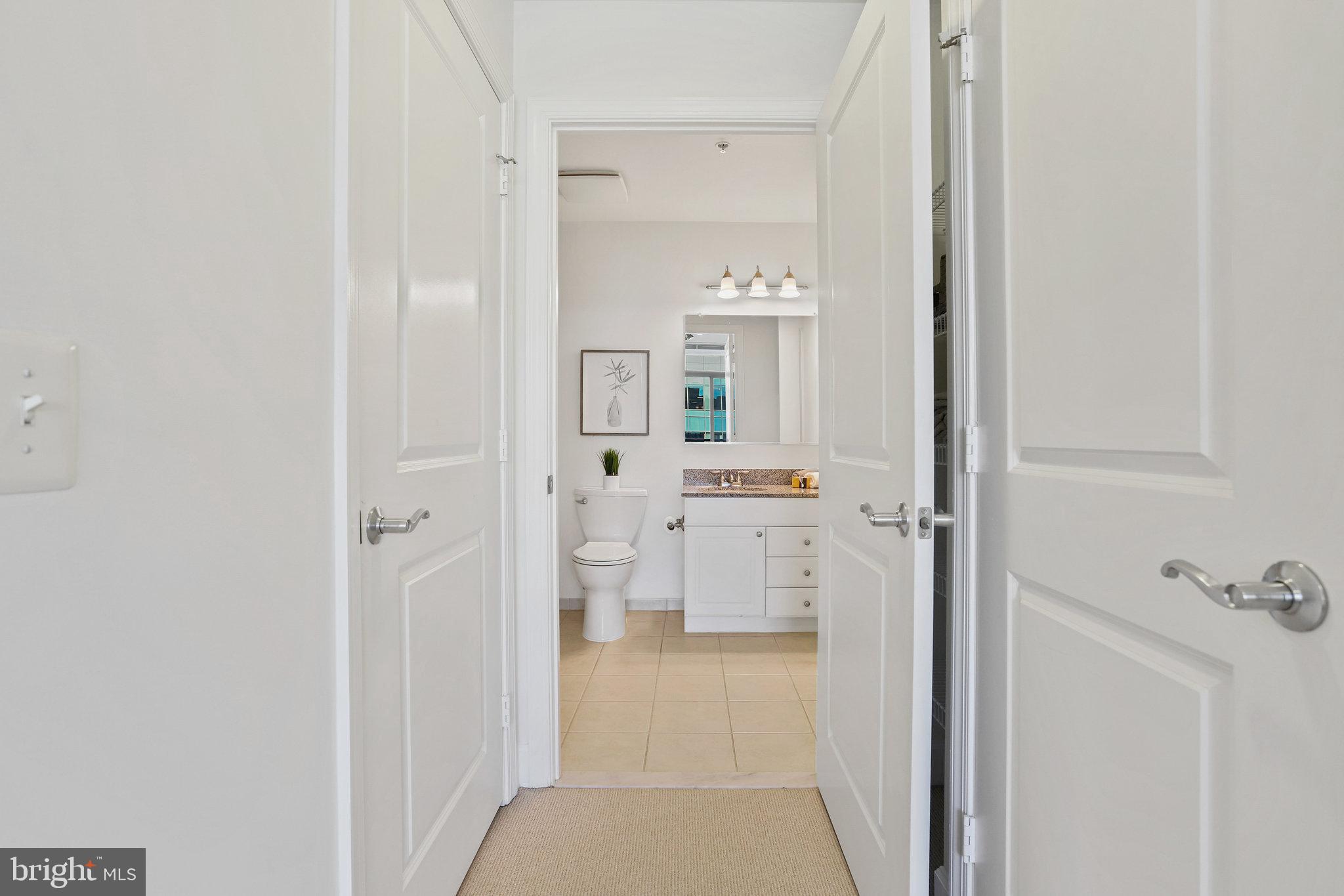 3600 South Glebe Road, Unit 1014W Arlington, VA 22202 - Photo 10 of 36 Ensuite full bath, huge walk-in closet