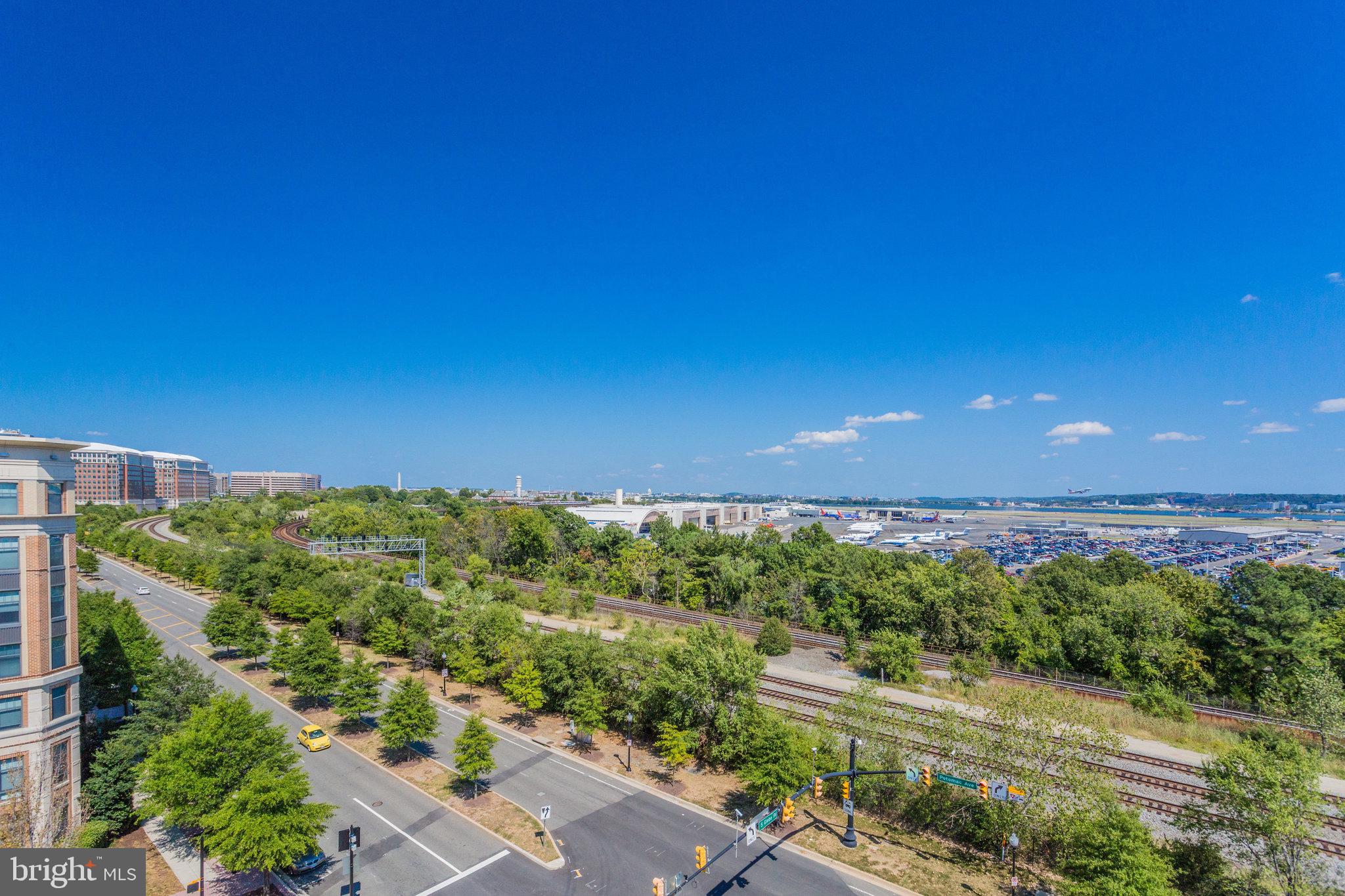 3600 South Glebe Road, Unit 1014W Arlington, VA 22202 - Photo 28 of 36 Panoramic views of the Potomac River!