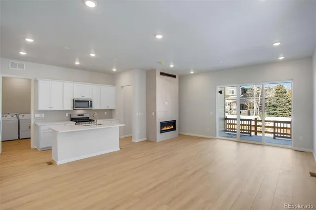 $539,900 | 1742 Mount Meeker Avenue, Berthoud, CO 80513