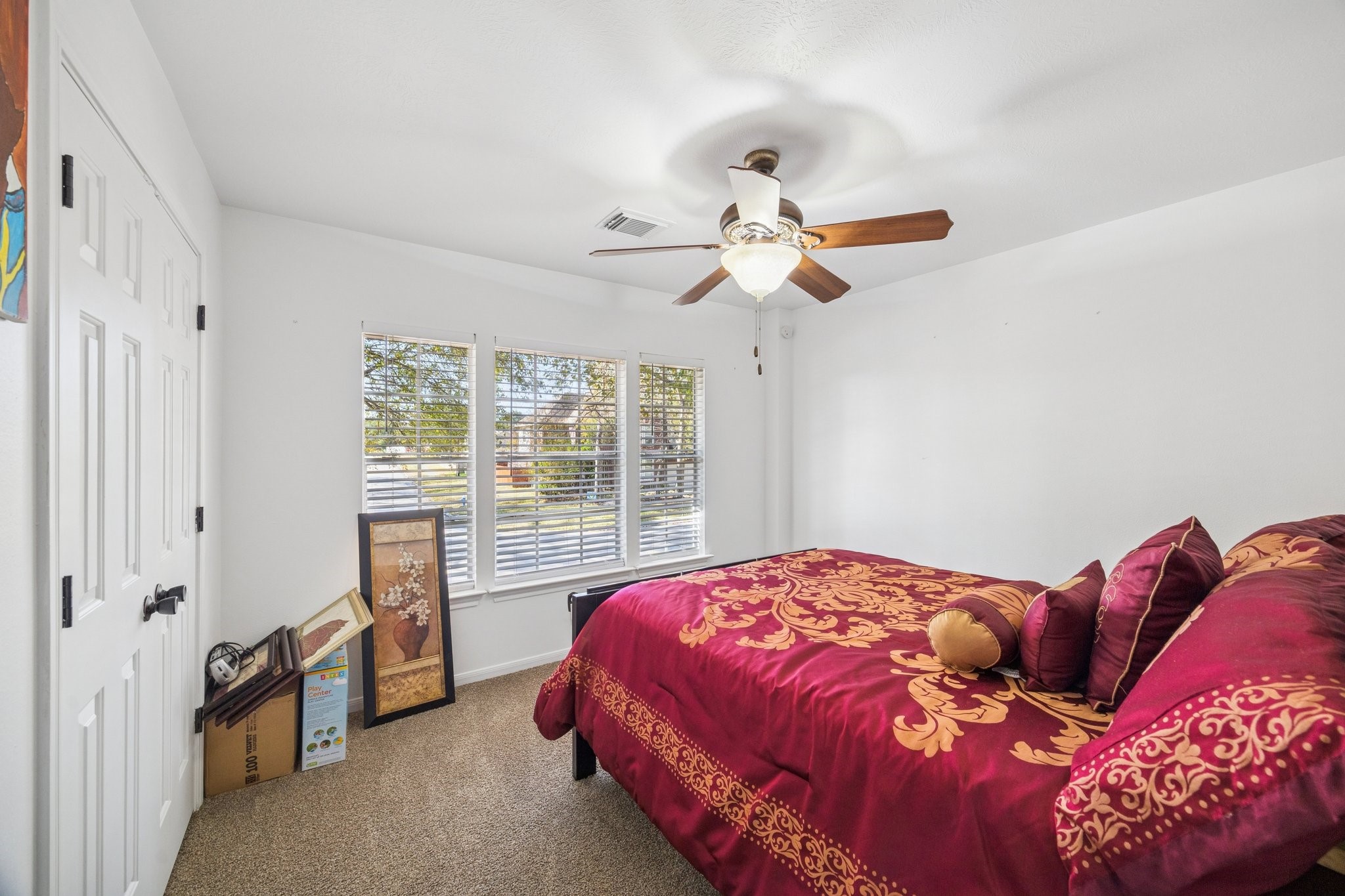 2818 Maple Bend Drive Houston, TX 77345 - Photo 8 of 10