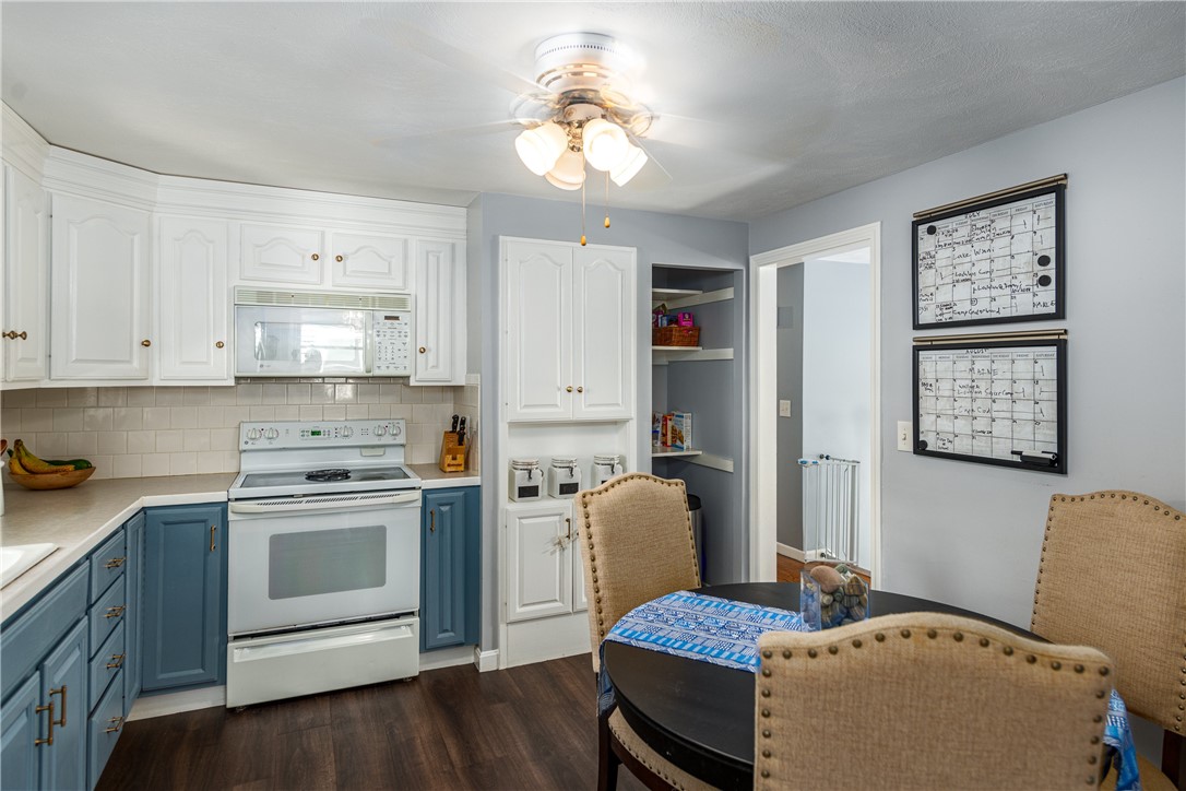 12 Anthony Road Barrington, RI 02806 - Photo 6 of 31